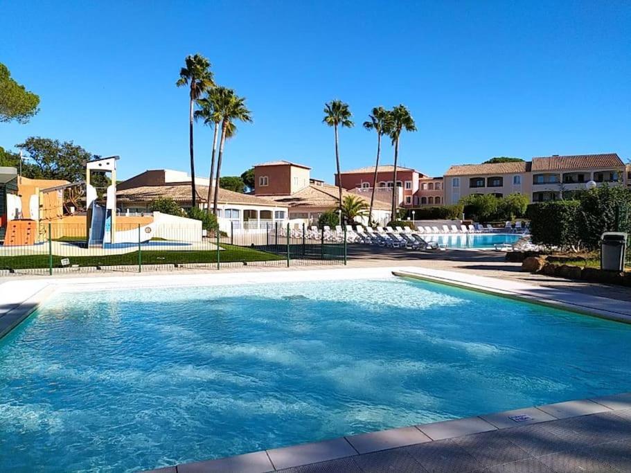 Ideal Saint Raphael Piscine Clim Parking Lejlighed Eksteriør billede